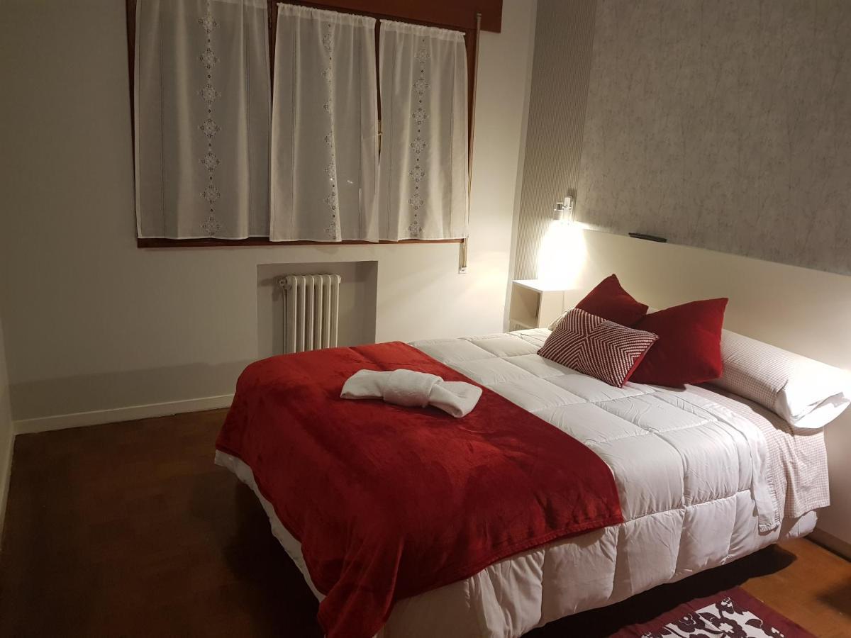 Apartamentos Halcon Ribadeo Exterior foto